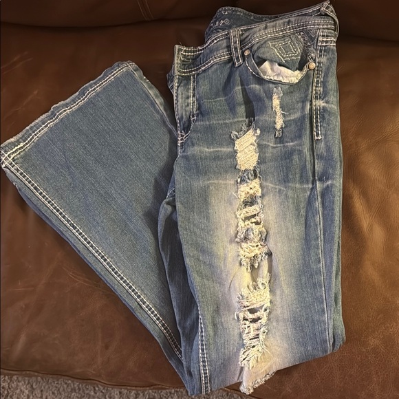 Blue Flare Wide Leg Jeans with Vintage Faded Look - Picture 2 of 2